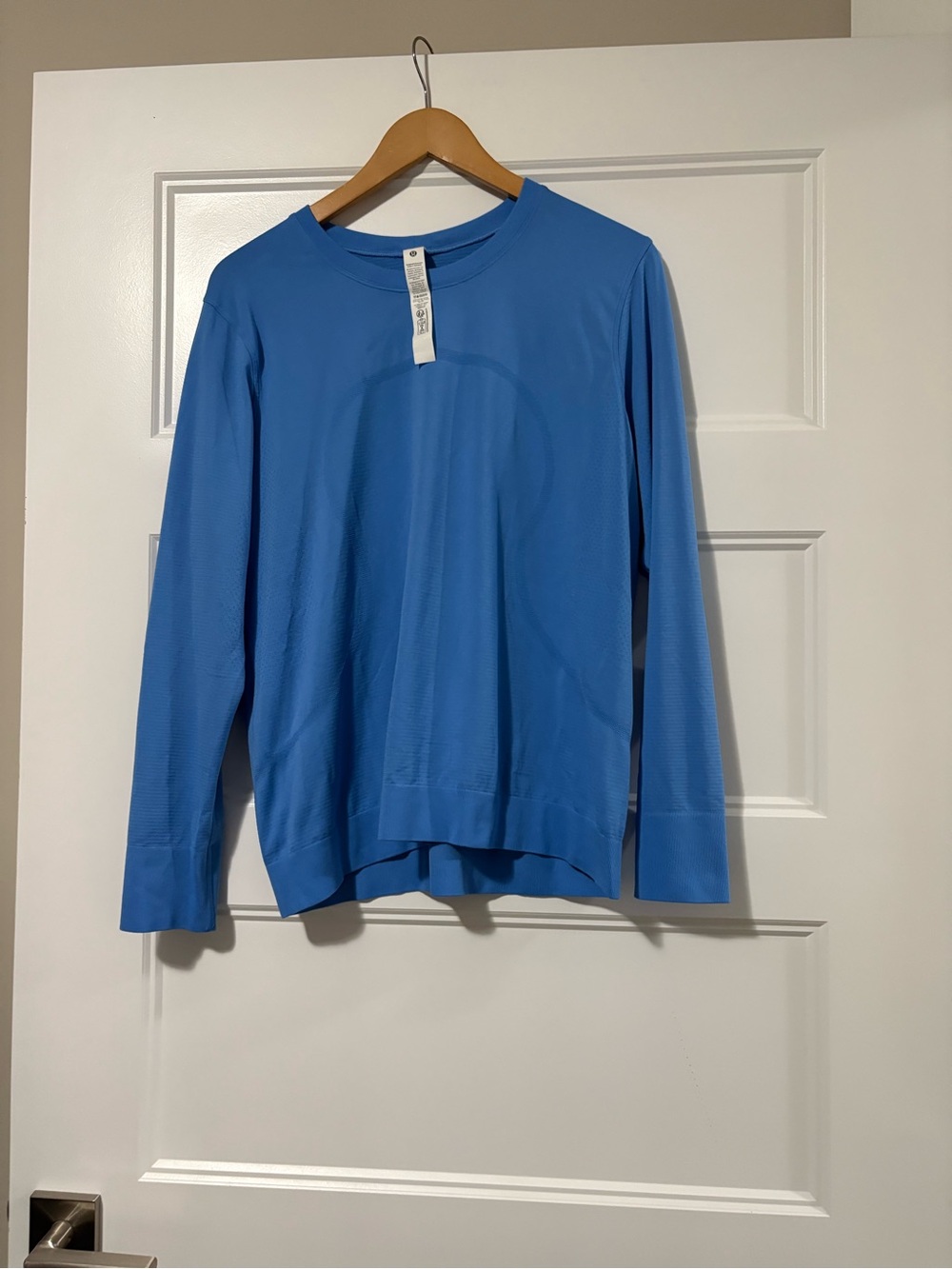 lululemon athletica Swiftly Relaxed Long Sleeve pool side blue sz 10 - Picture 2 of 8